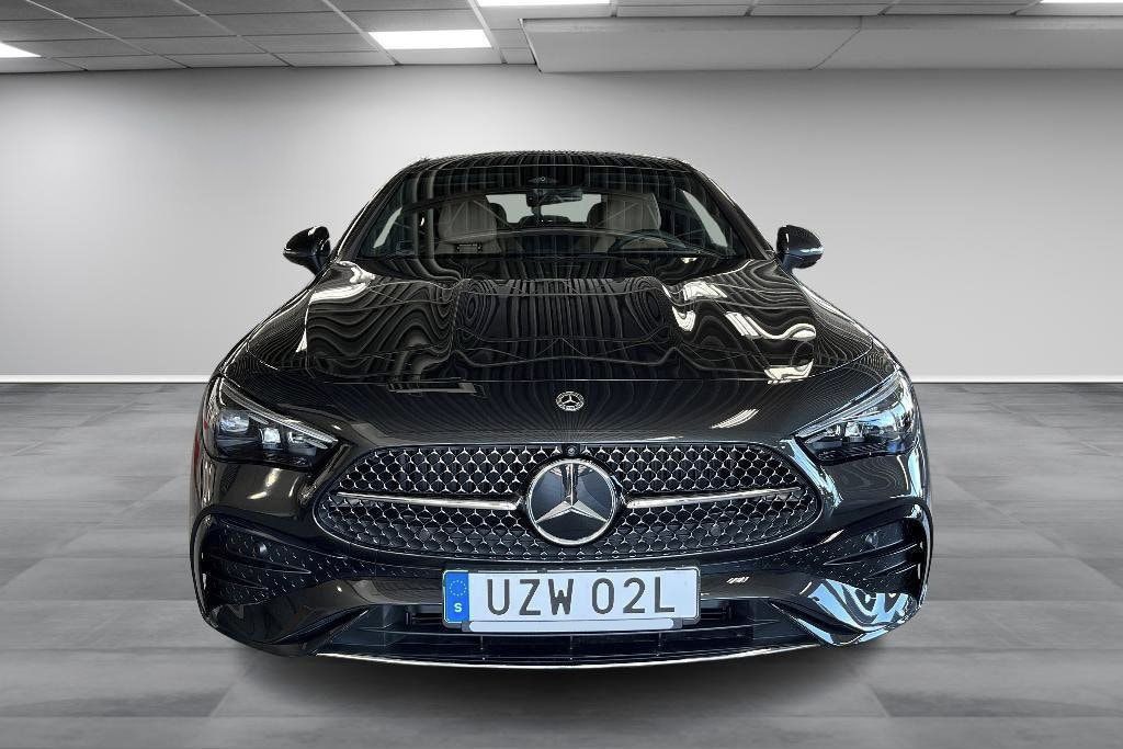 Mercedes-Benz CLE, 300 4M AMG Premium Pano Venti - fotka 3