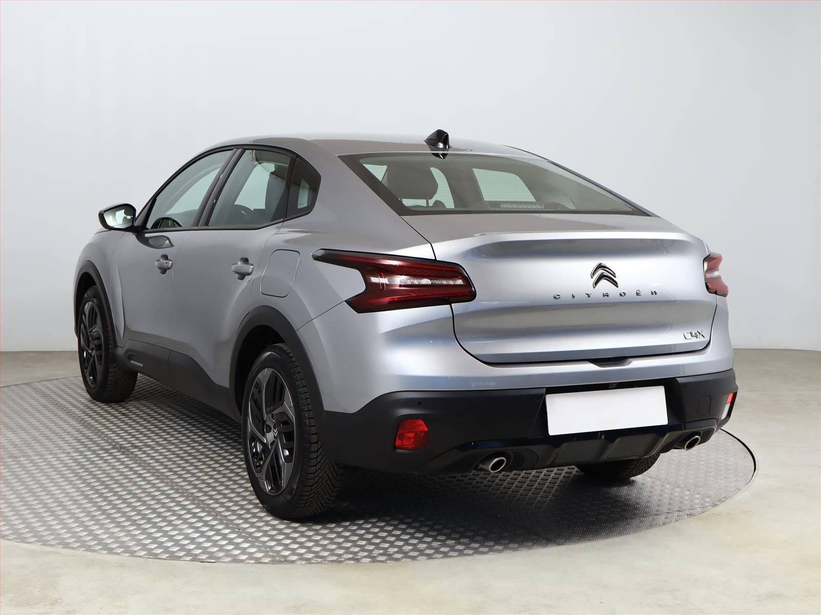 Citroën C4 X, 1.2 PureTech, Automat, ČR - fotka 4