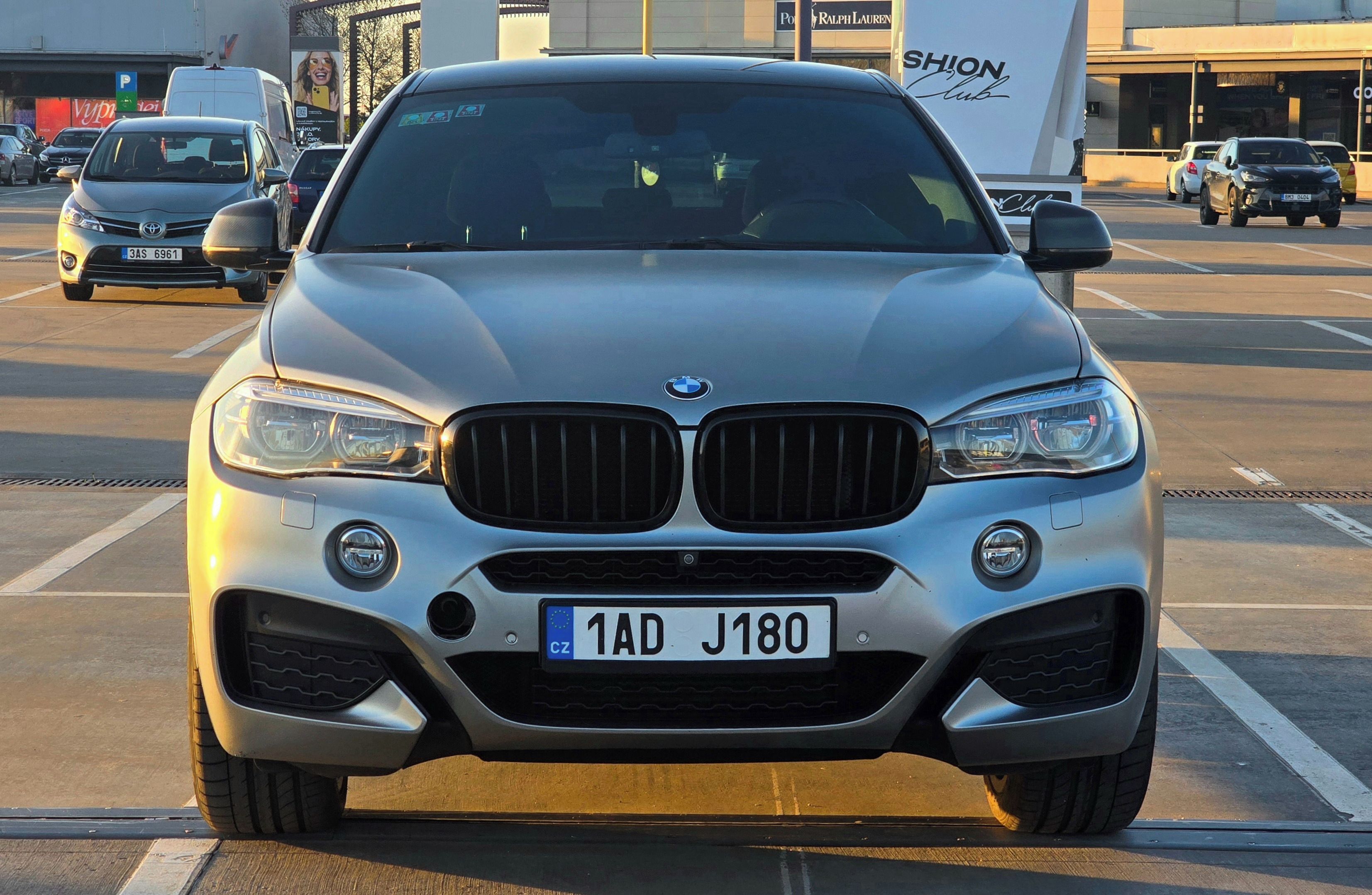 BMW X6 - fotka 3