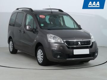 1.6 BlueHDi, 5Míst, Klima, ČR