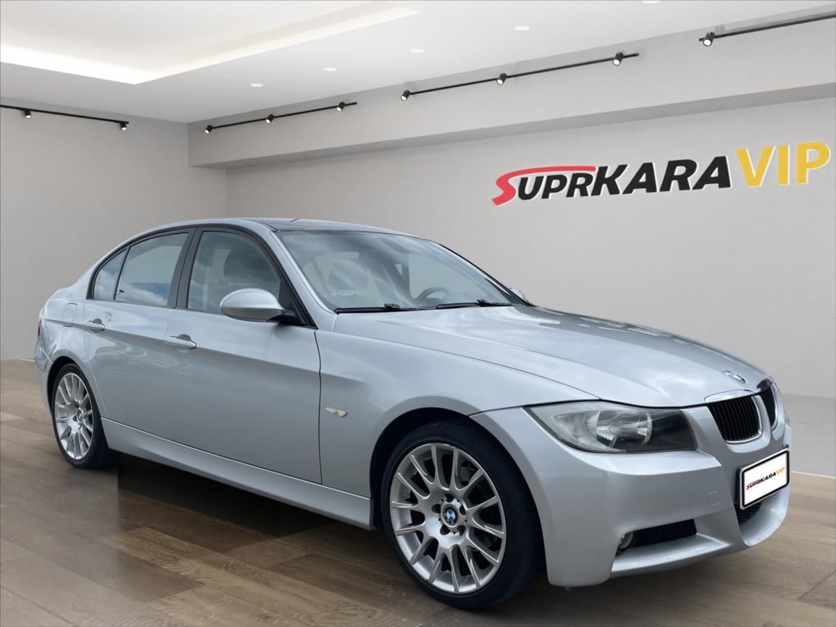 BMW Řada 3, 318d D.Klima*Vyhř.Sedadla*PDC - fotka 3