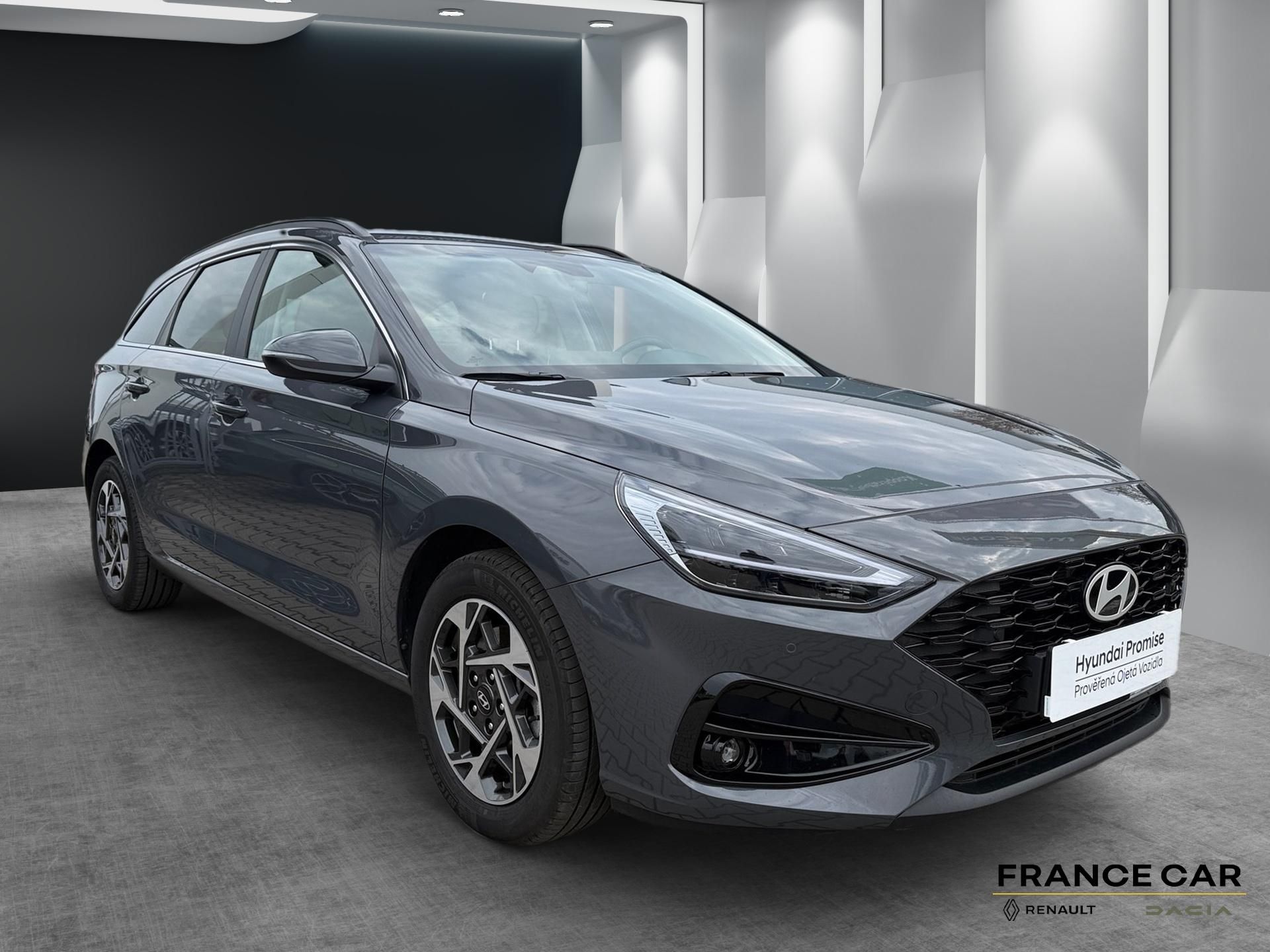 Hyundai i30, 1,5 T-GDi 103 kW STYLE - fotka 3