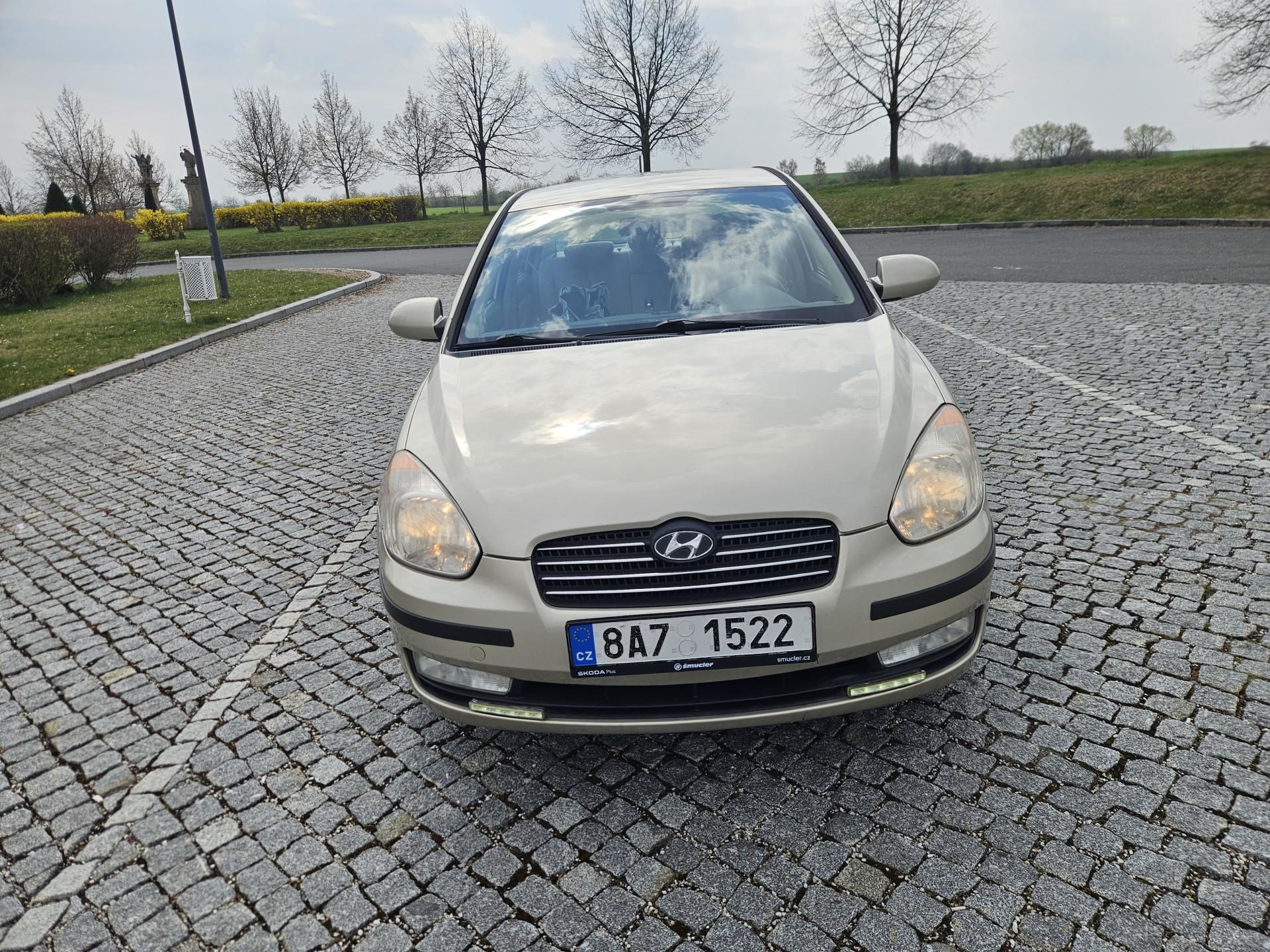 Hyundai Accent, 1.5CRDI VELMI PĚKNÝ, SPLÁTKY - fotka 3