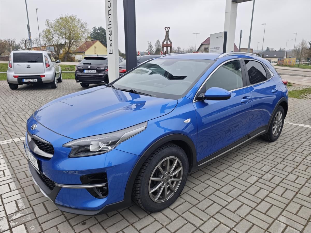 Kia XCee´d, 1,5 T-GDI  Exclusive - fotka 2