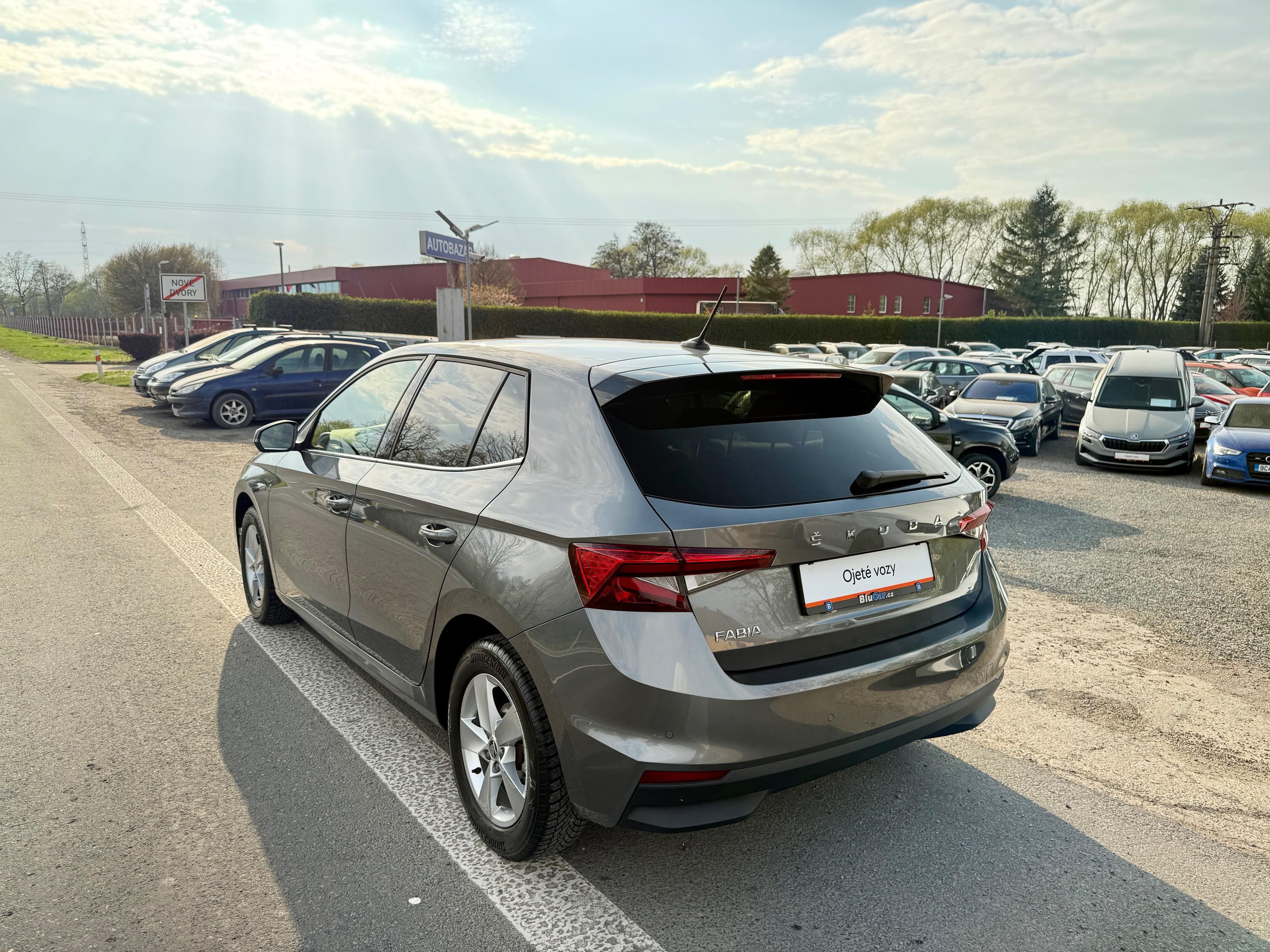 Škoda Fabia, 1.0TSi 70kW ČR Style Plus LED - fotka 4