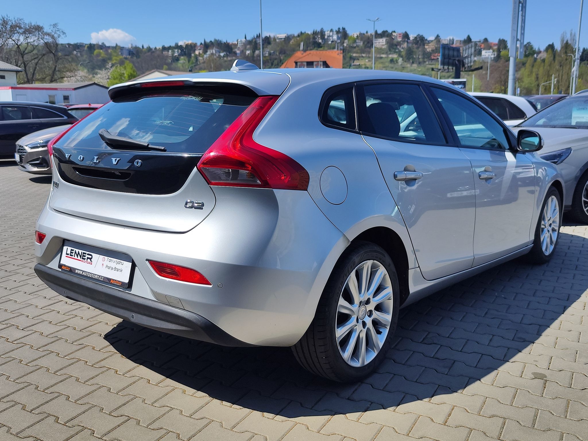 Volvo V40, D2 1.6 /84kW Servisní Historie - fotka 5