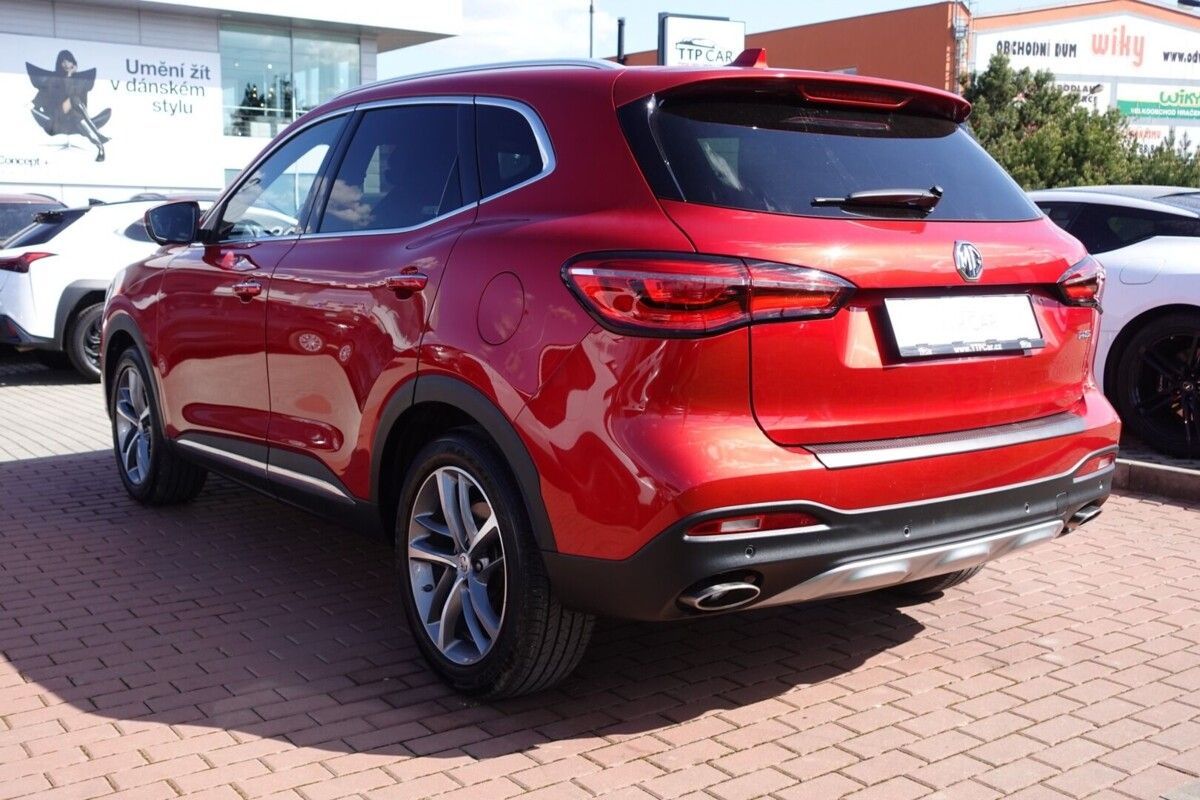 MG HS, 1,5i 119kW M/T Elegance Panora - fotka 6