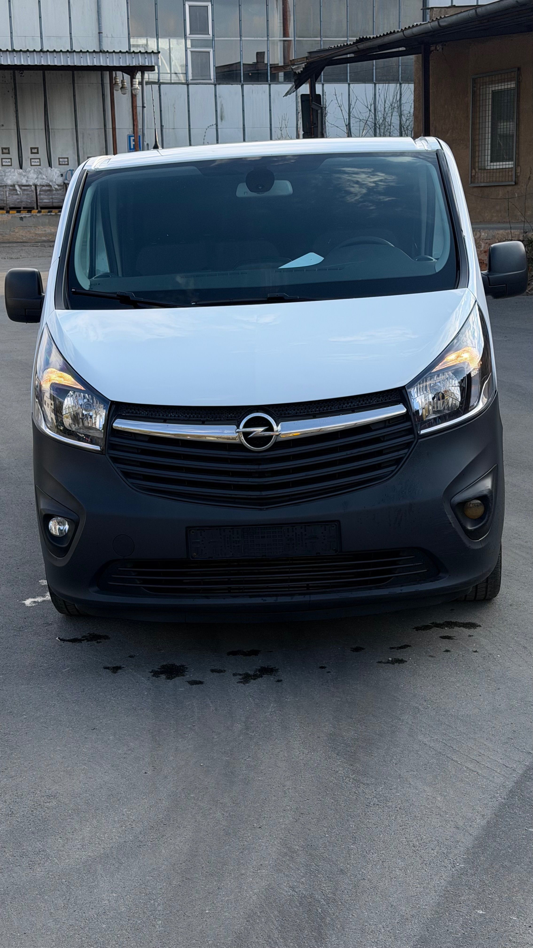 Opel Vivaro, 1.6 Biturbo Long 9mist - fotka 6