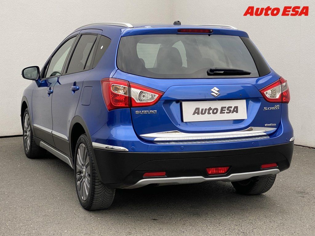 Suzuki S-Cross, 1.6i,4x4 - fotka 6