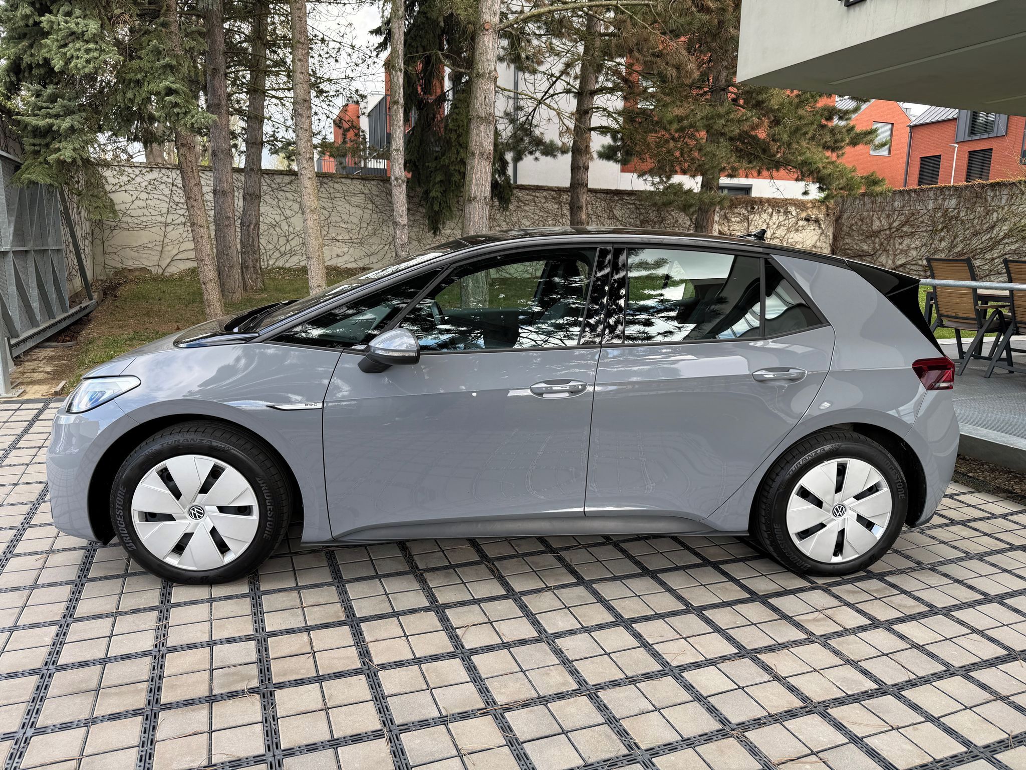 Volkswagen ID.3, PRO Perf. 150 kW baterie 62kWh - fotka 3