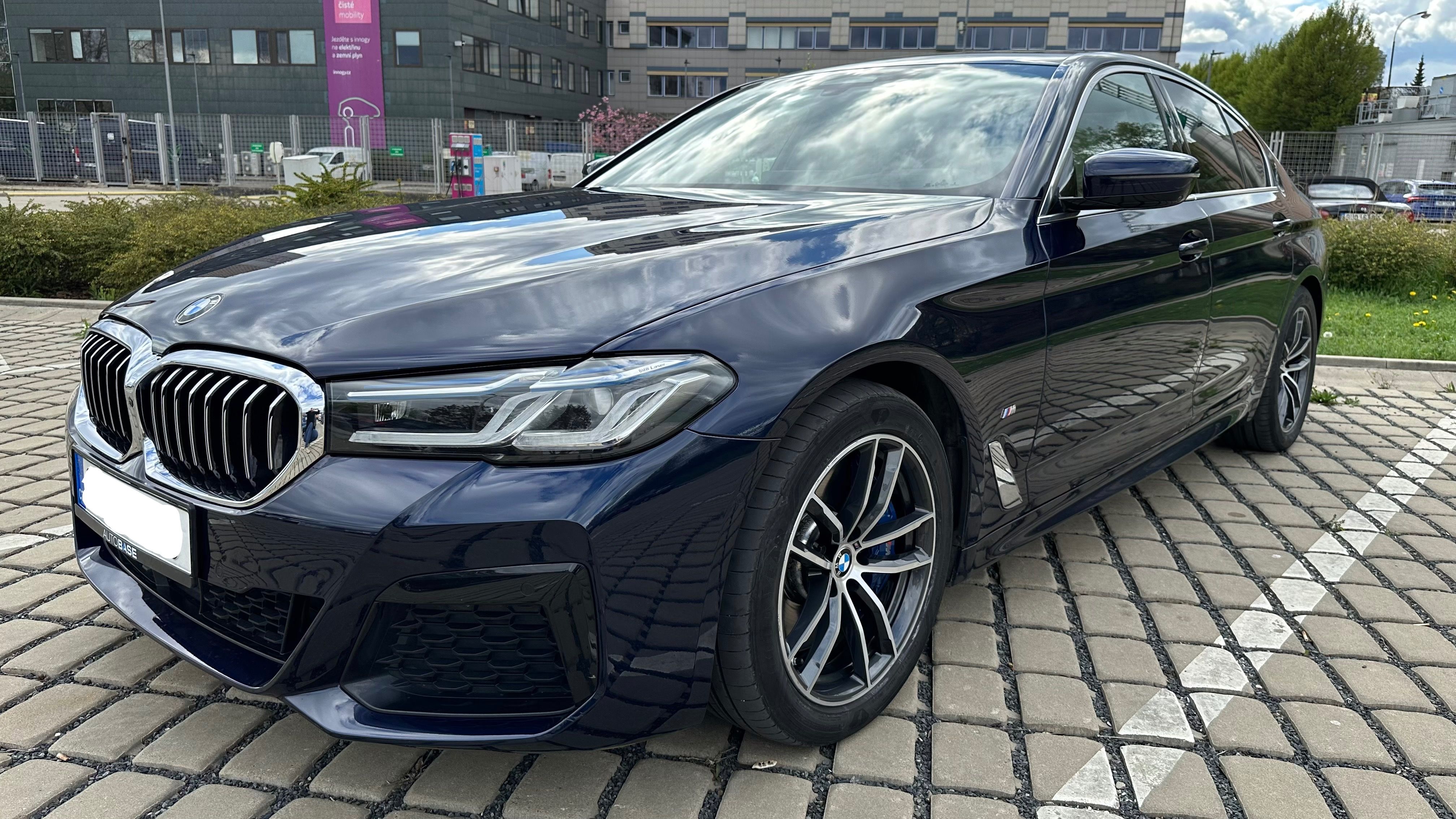BMW Řada 5, BMW 530d xDrive M packet - fotka 2