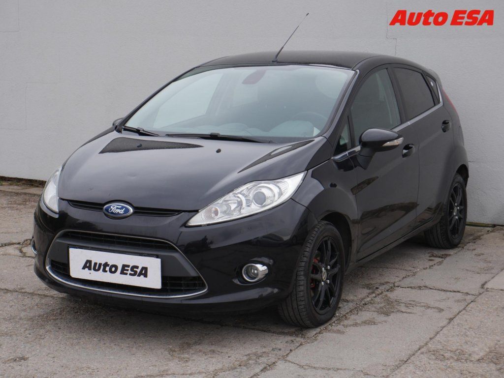 Ford Fiesta, 1.4i,AC,park.asist - fotka 3