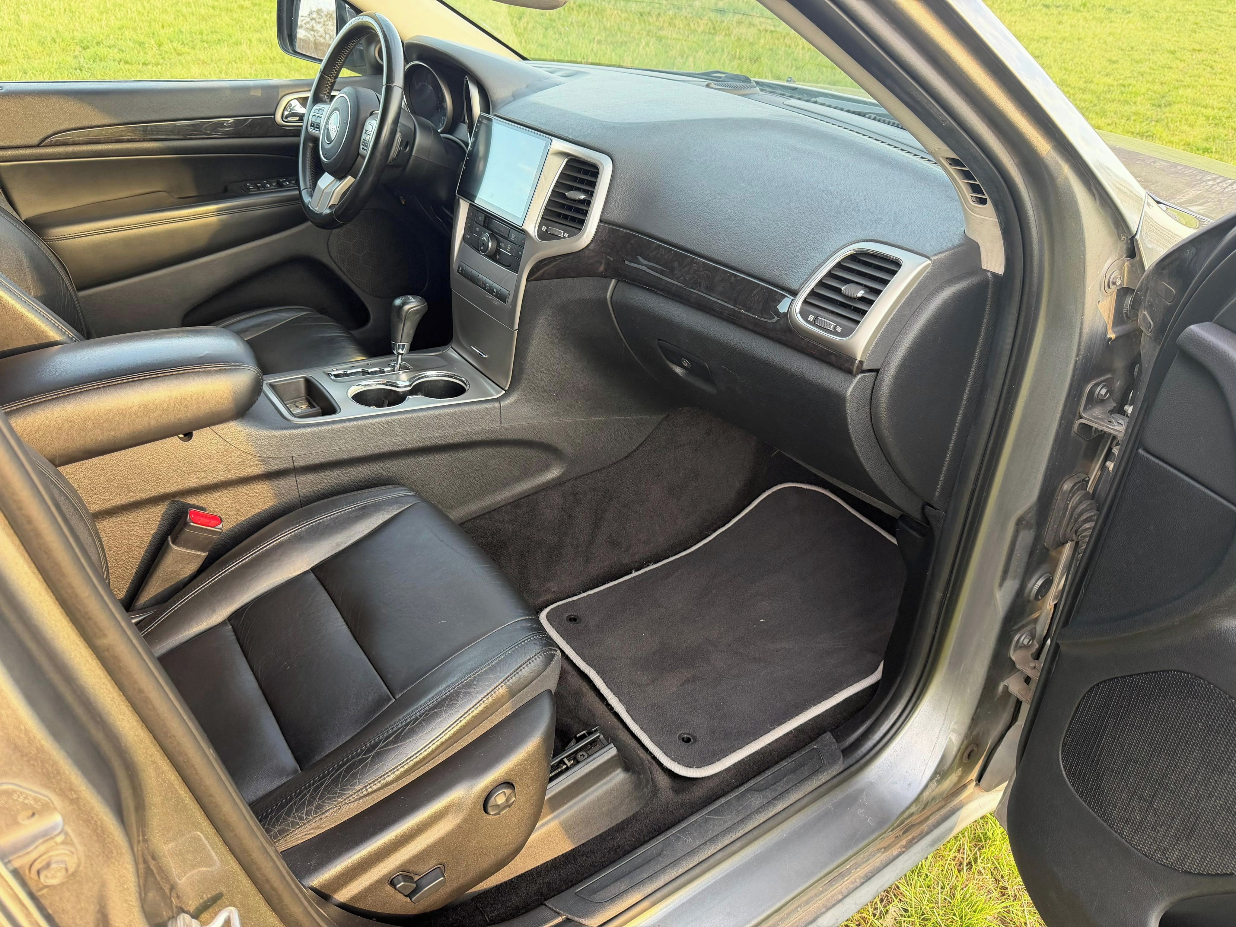 Jeep Grand Cherokee, 3.6 V6 Pentastar - fotka 6