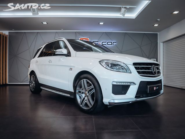 Mercedes Třída M