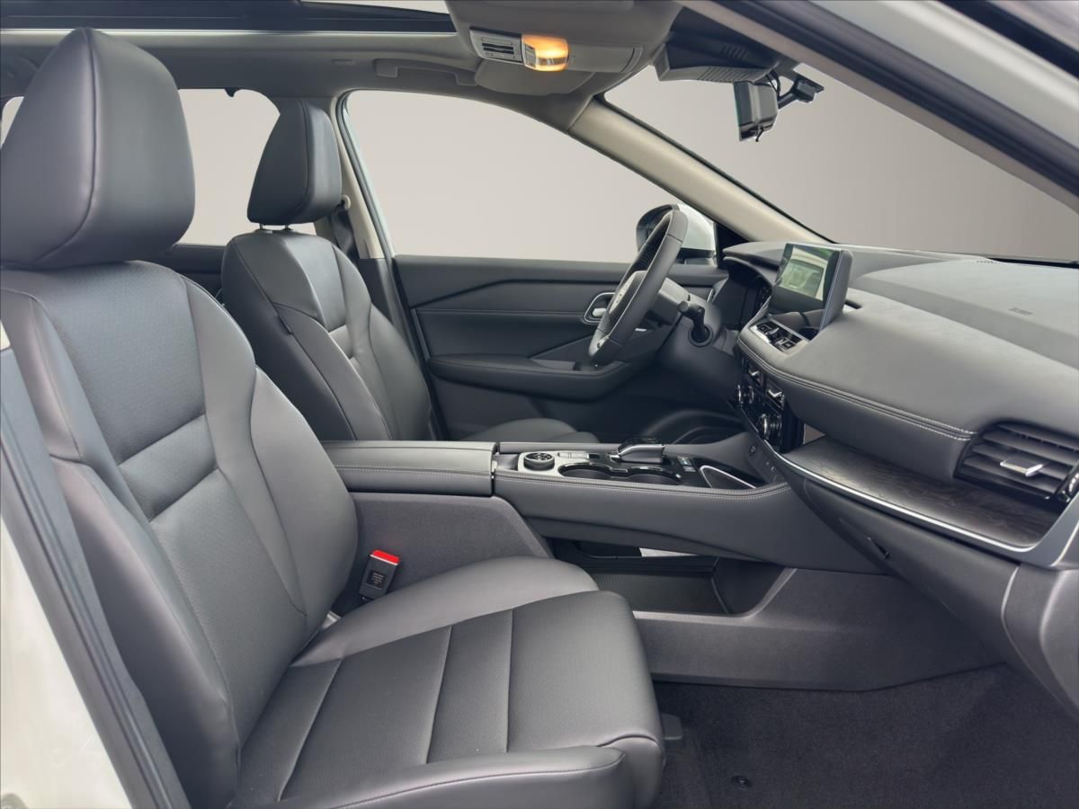 Nissan X-Trail, 1,5   TEKNA 4x4 - fotka 5