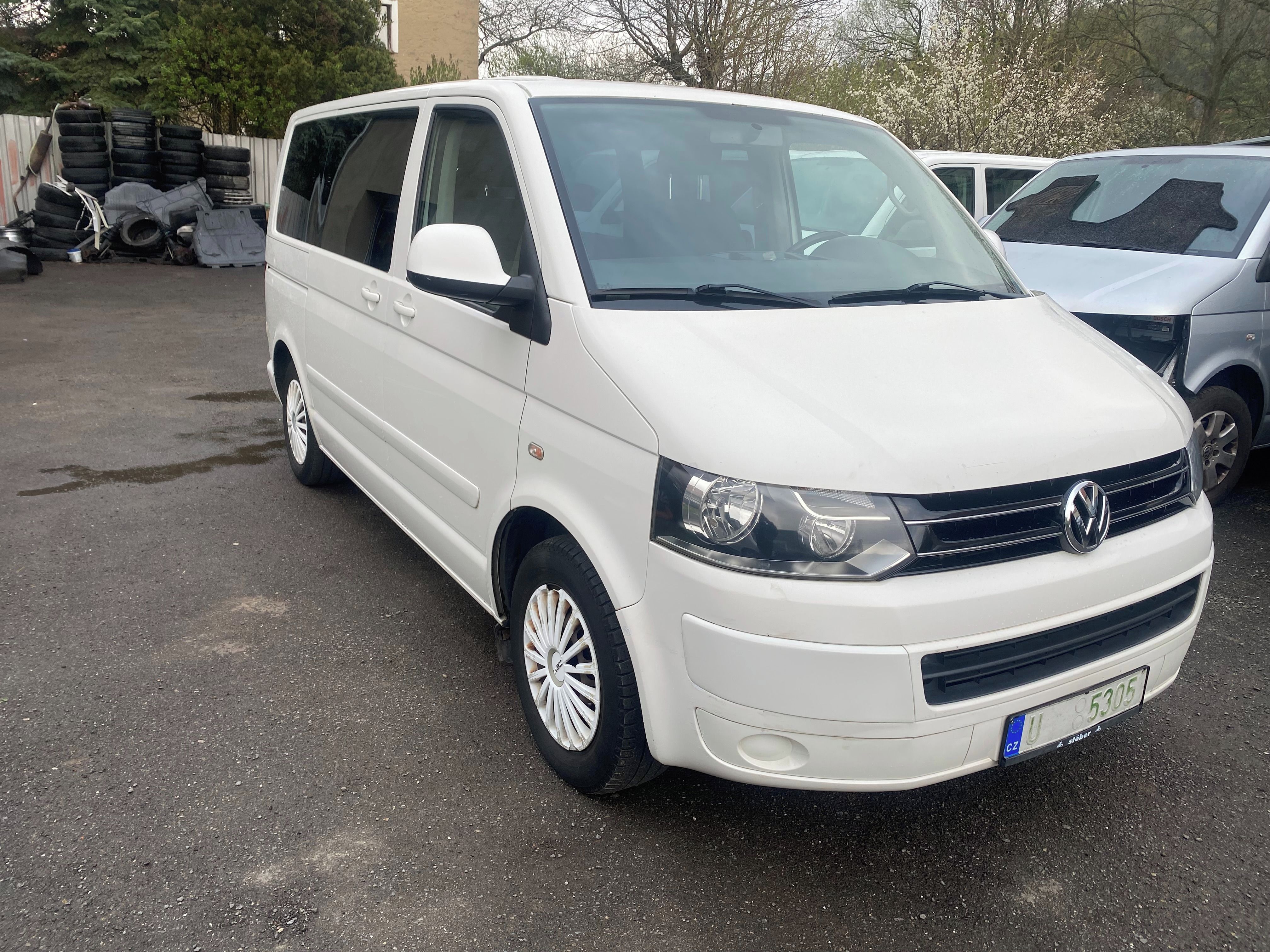 Volkswagen Caravelle, 2,0TDI,103KW,Comfort,DSG,8míst - fotka 4