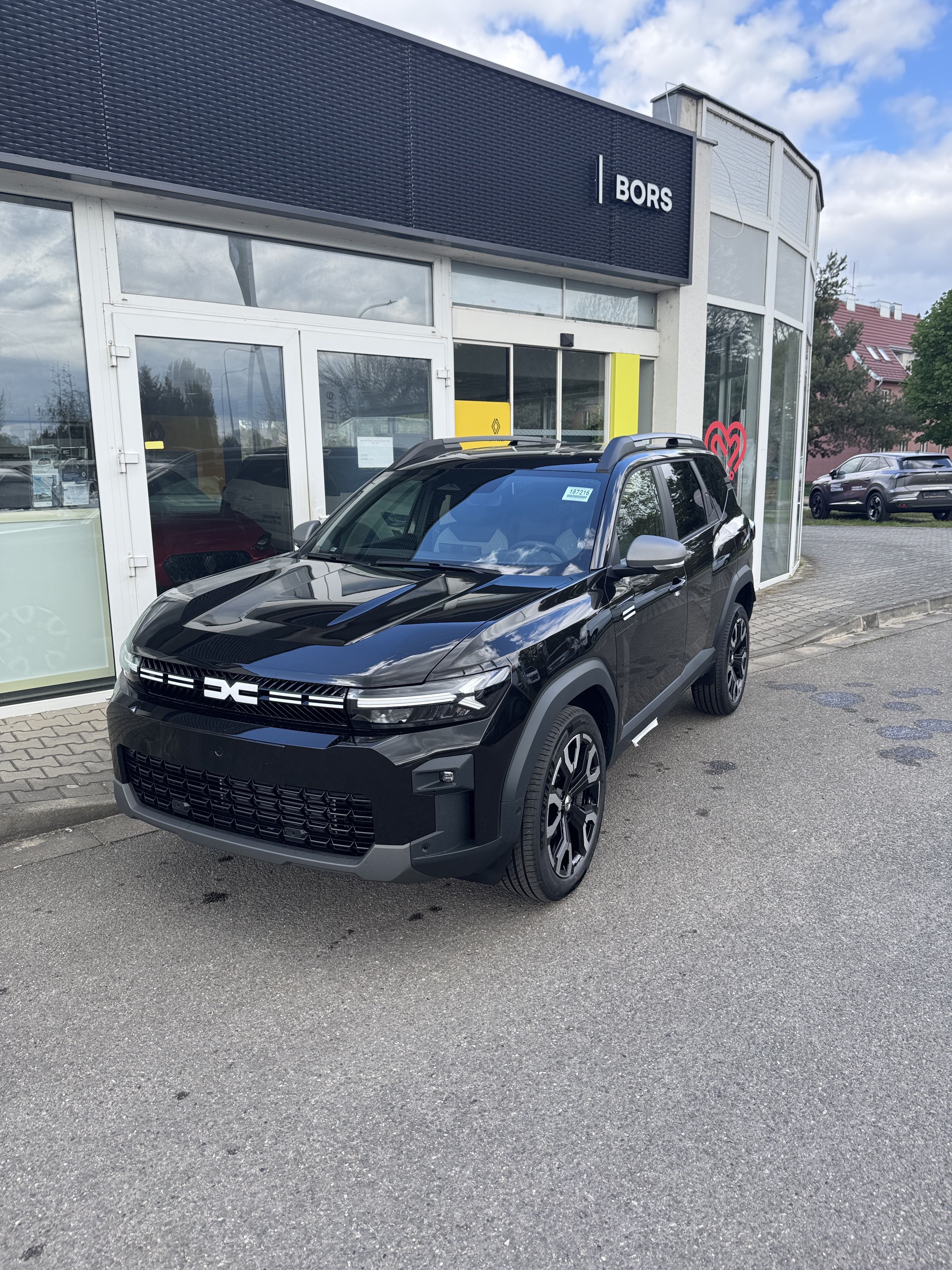 Dacia Bigster, Journey hybrid 155