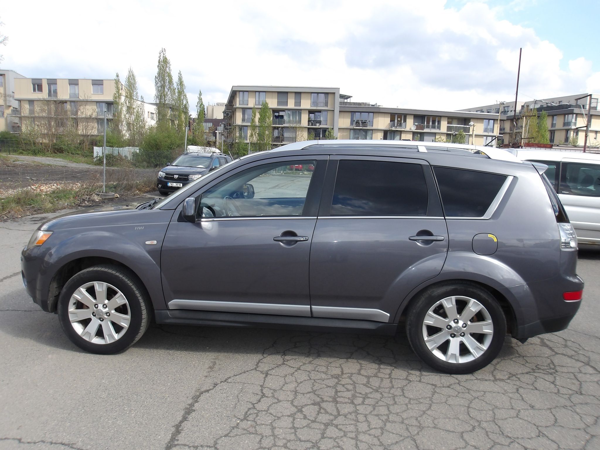 Mitsubishi Outlander, 2,3i LPG+BENZIN  AUTOMAT !!! - fotka 3
