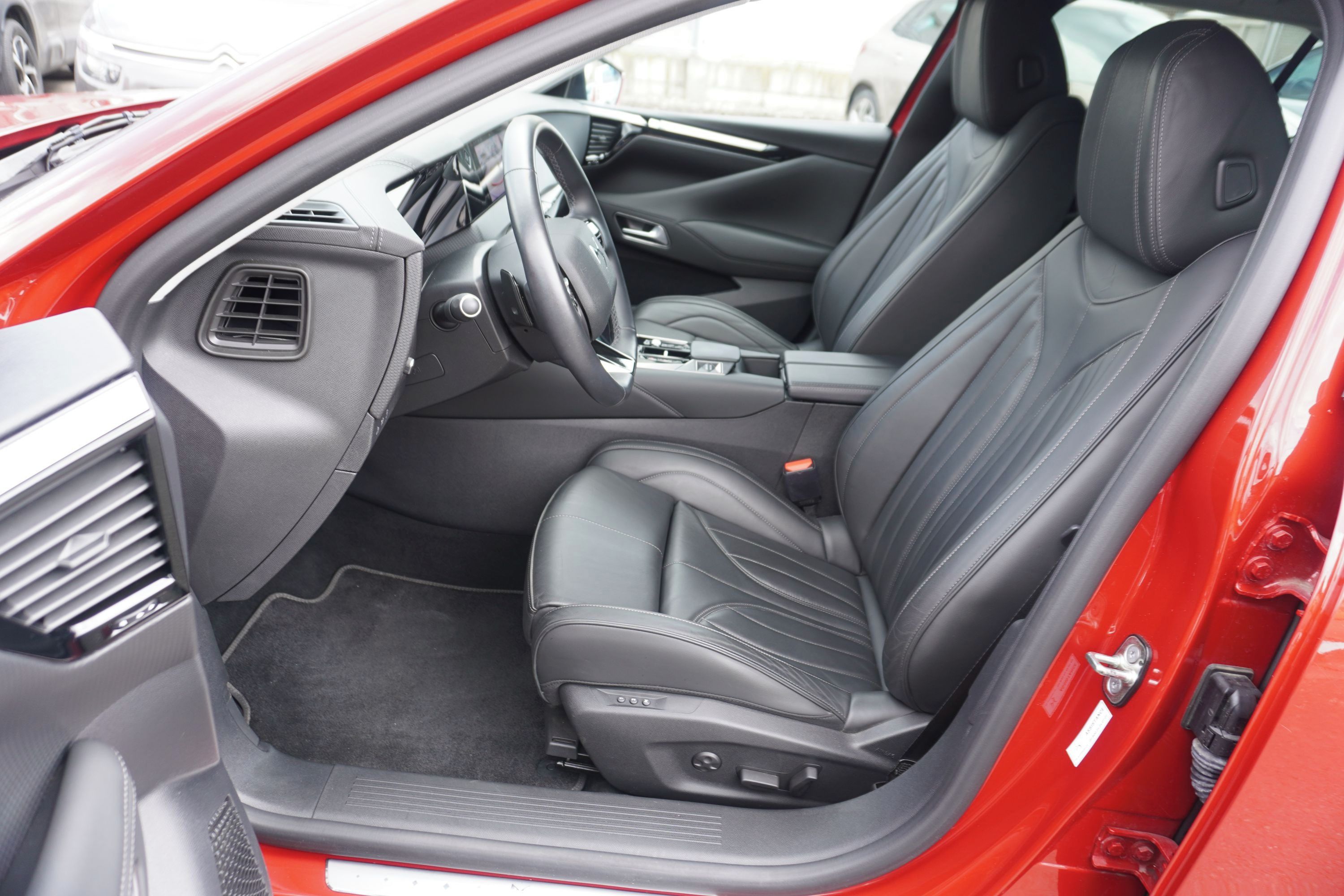 DS 4, Rivoli Cross E-Tense 225 - fotka 6