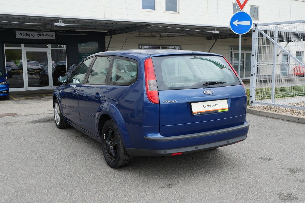 Ford Focus, 1.6 85 kW - fotka 3