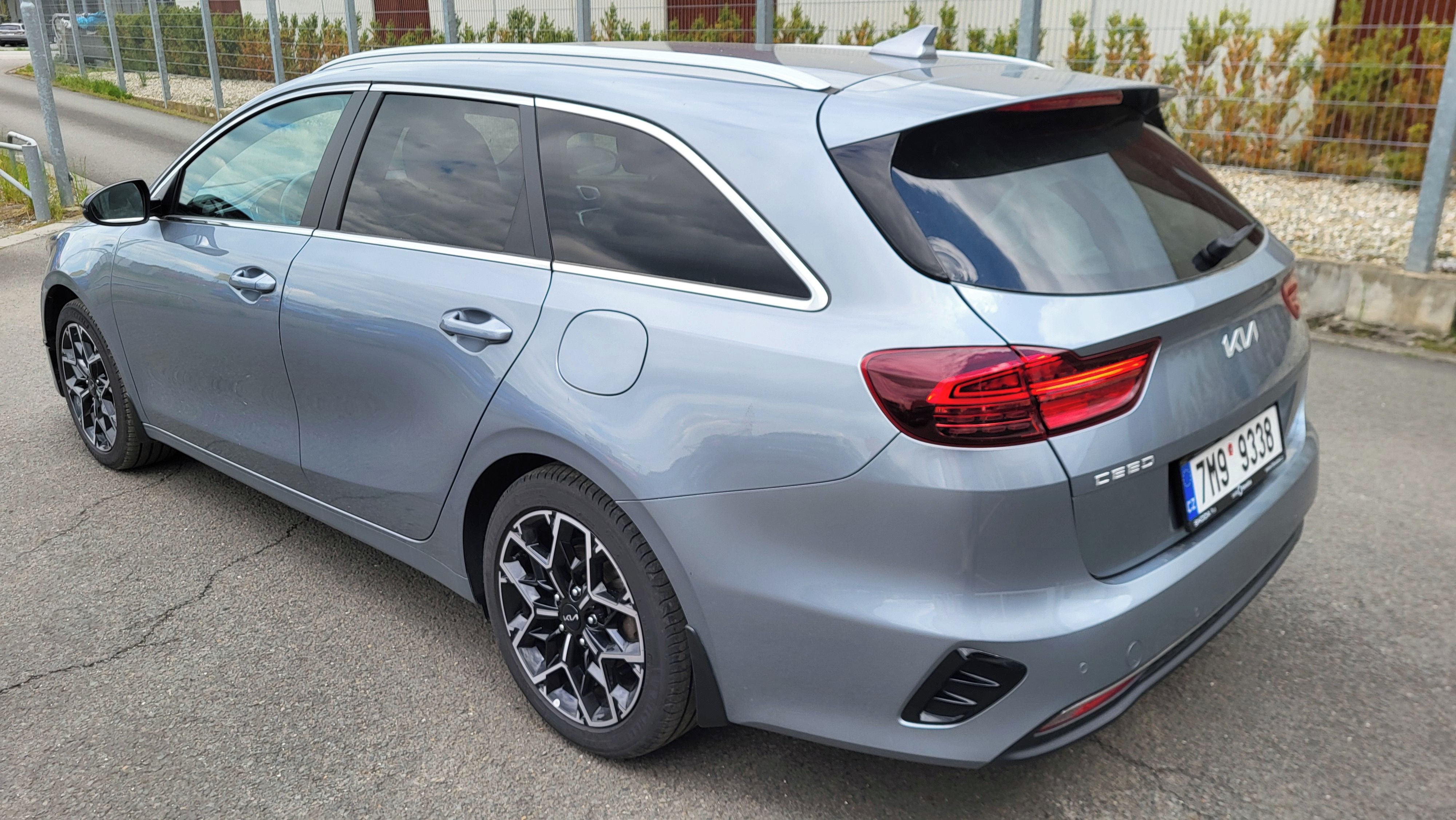 Kia Cee´d, Kia Ceed SW 1,5 T-GDI EDICE 30 - fotka 5