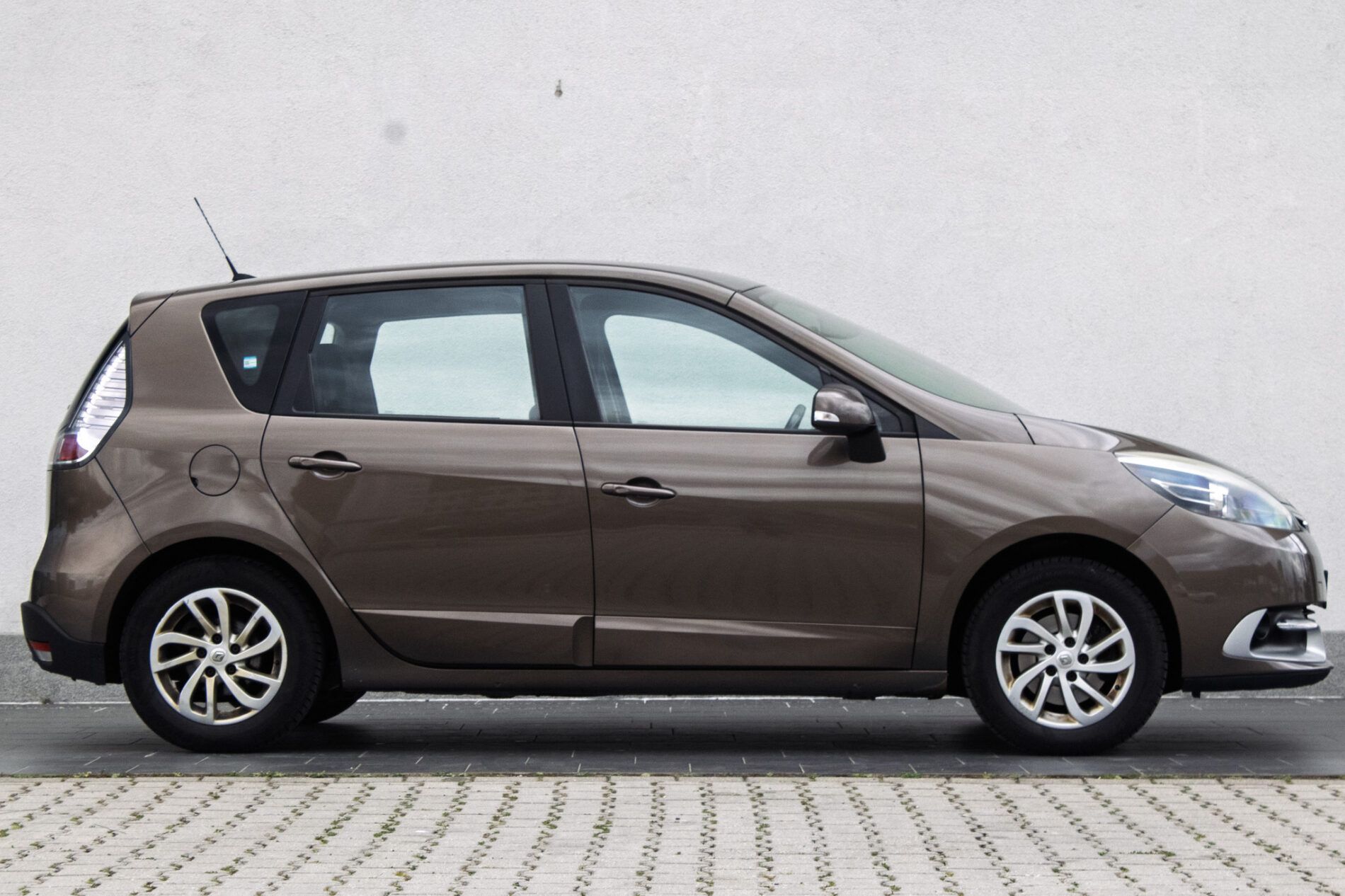 Renault Grand Scénic - fotka 4