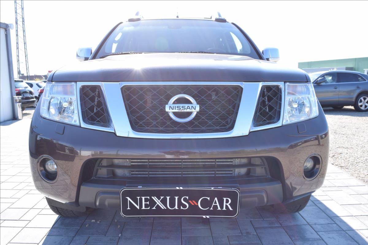 Nissan Navara, 3,0 dCi V6 170KW TAŽNÉ 4X4 ALU - fotka 2