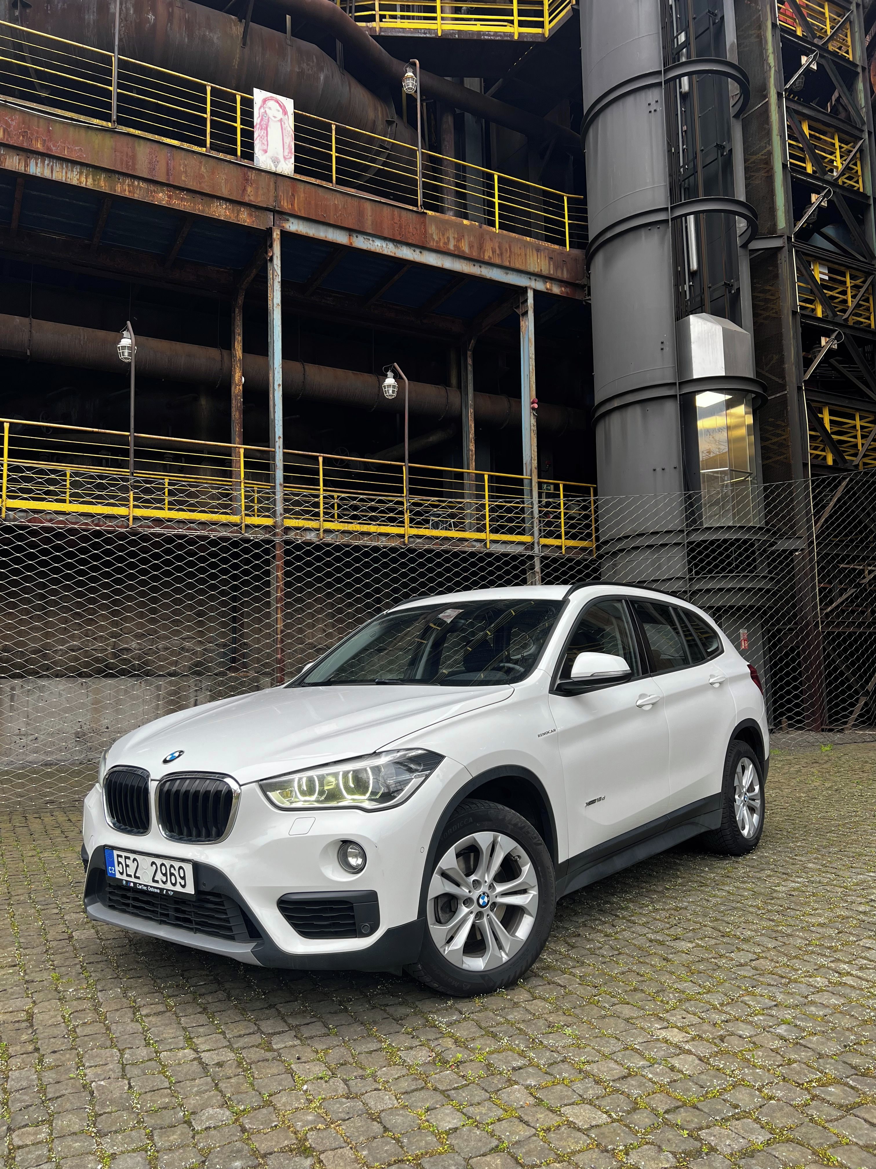 BMW X1, 18d Xdrive 4x4 manuál - fotka 6