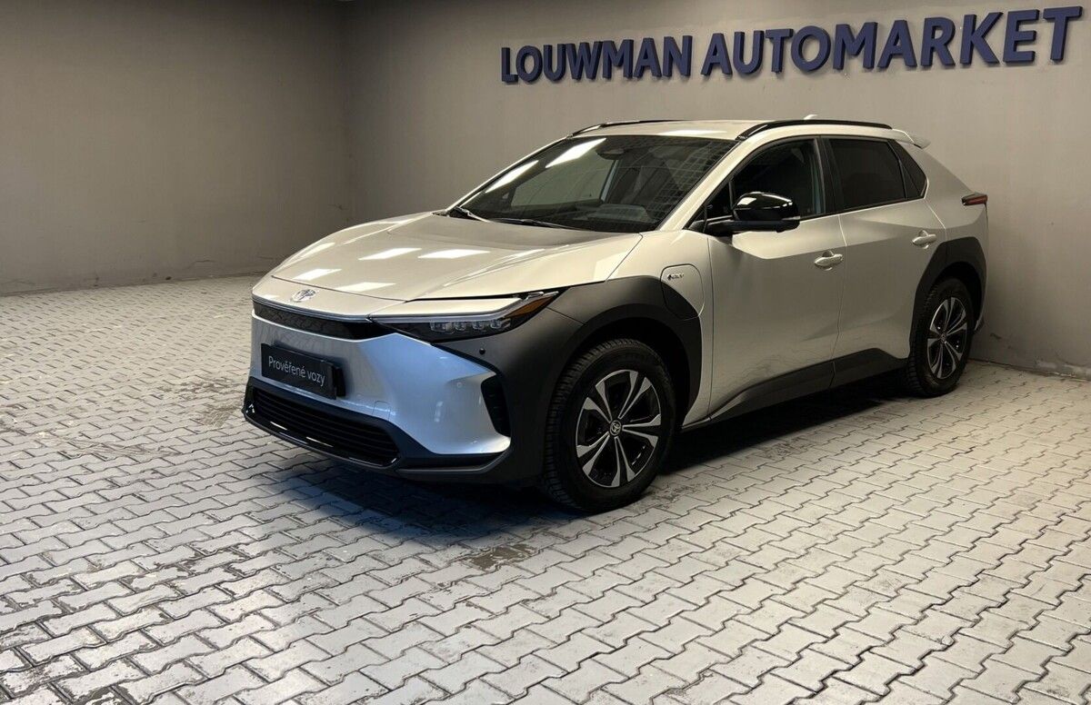 Toyota bZ4X, PRESTIGE