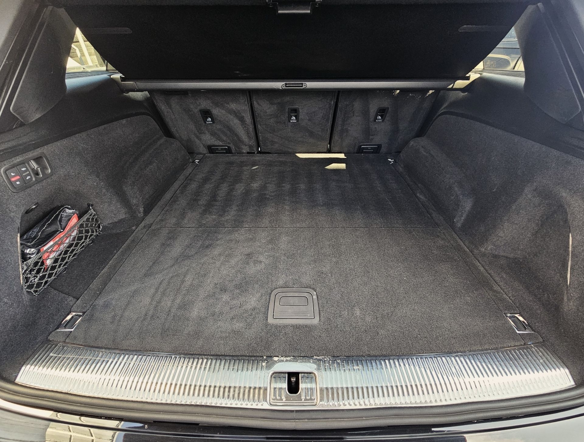 Audi Q7, S-LINE 55 TFSI 250 kW Quattro - fotka 6