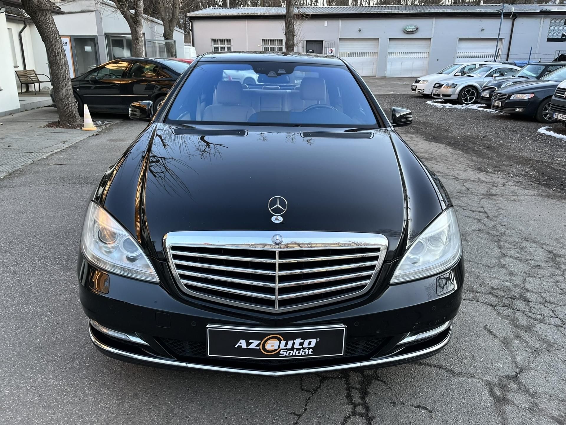 Mercedes-Benz Třídy S, 500 4Matic - fotka 4