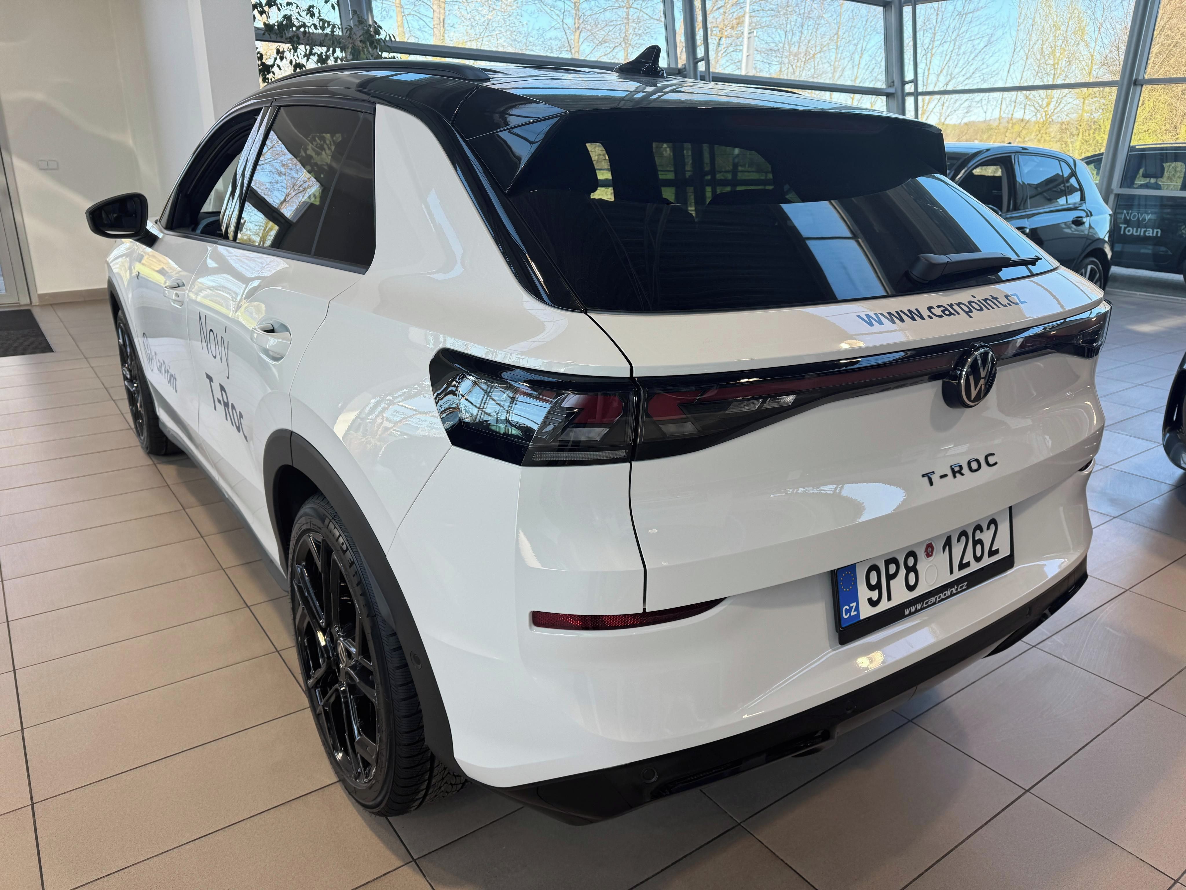 Volkswagen T-Roc, R-Line 1,5 eTSI 110 kW 7DSG - fotka 4