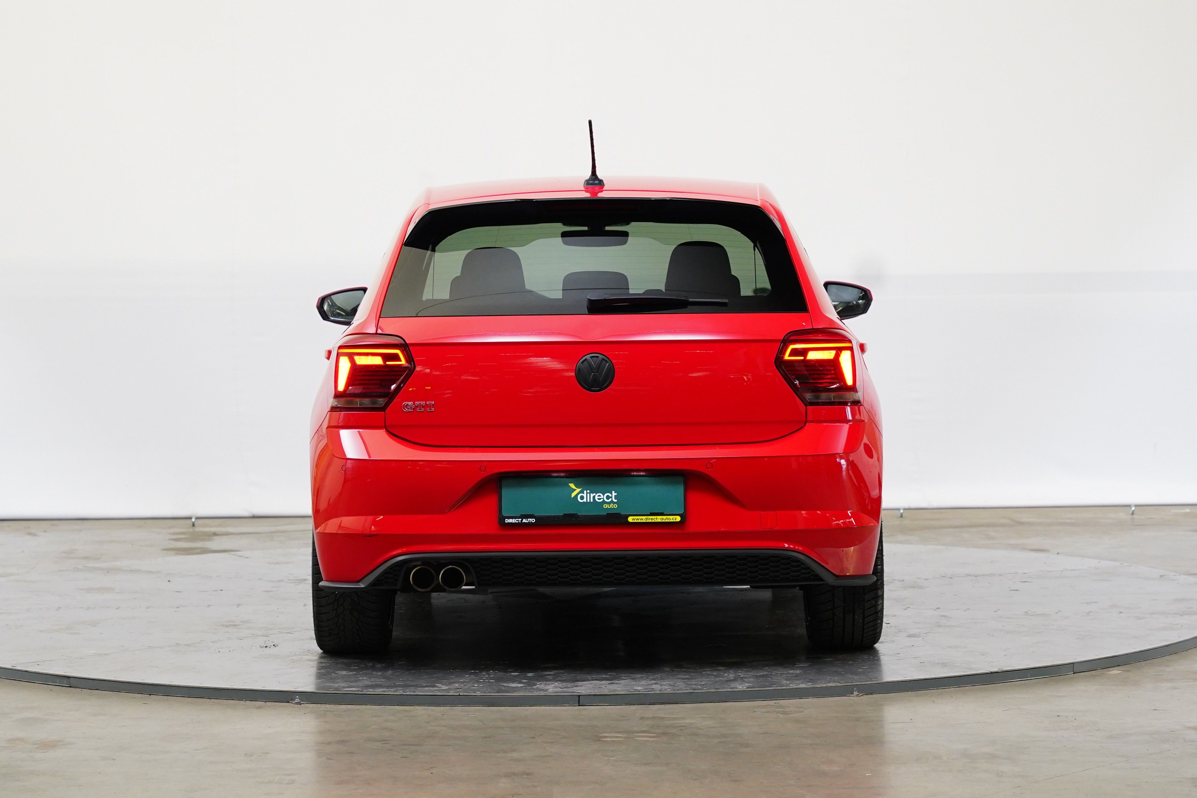 Volkswagen Polo, 2.0 TSI 147 kW GTI - fotka 6