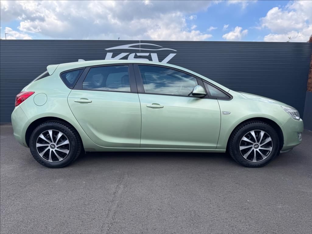Opel Astra, 1,4 - fotka 6