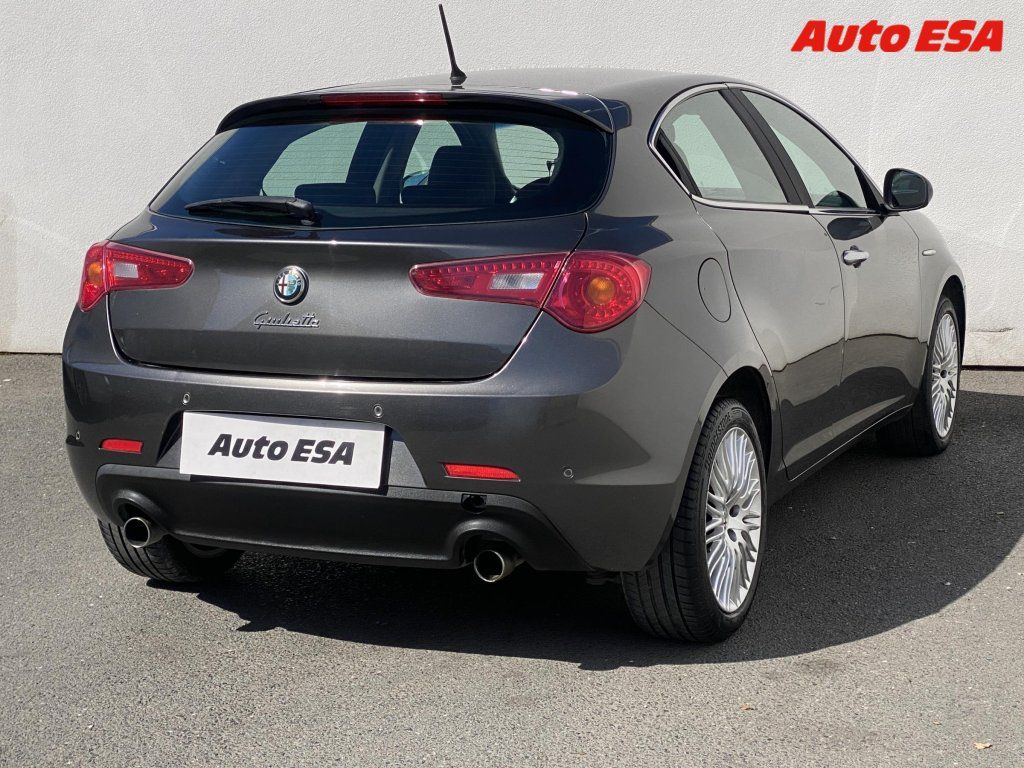 Alfa Romeo Giulietta, 2.0 JTD - fotka 4