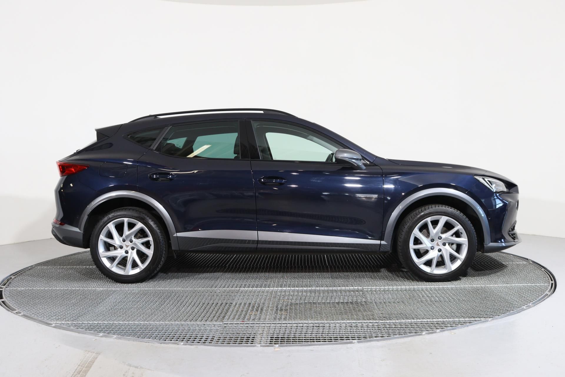Cupra Formentor, 1.5 TSI 150k/ACC, P.KAMERA - fotka 3