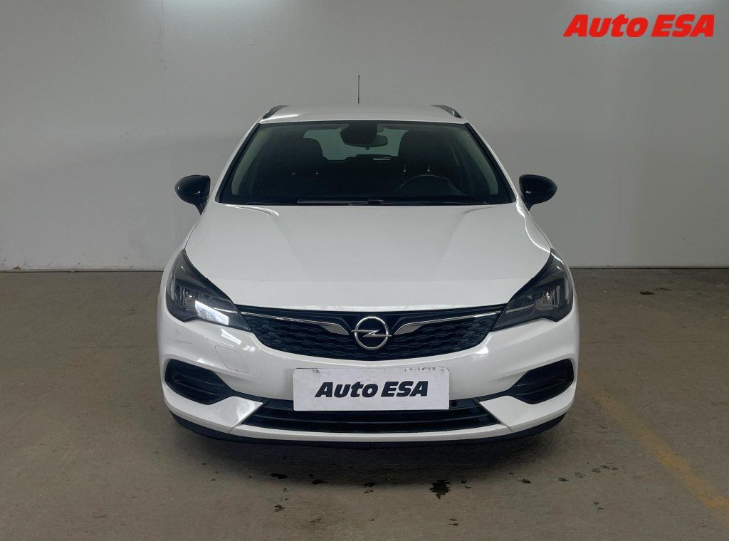 Opel Astra, 1.5 CDTi,1.maj,ČR,Edition - fotka 2