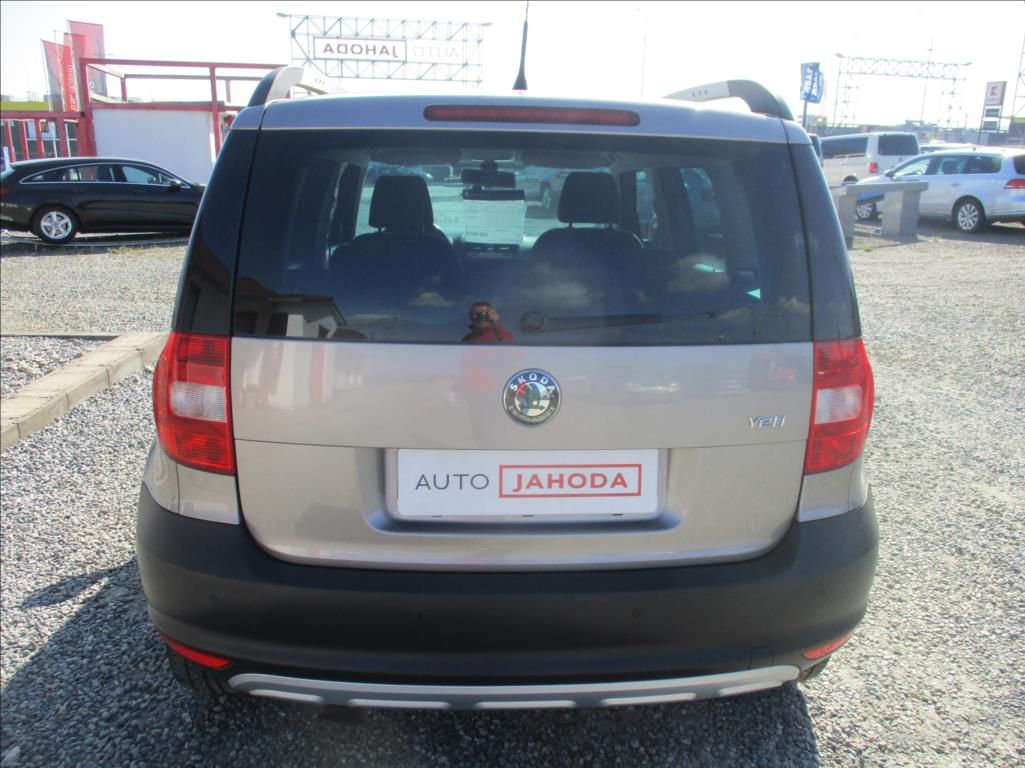 Škoda Yeti, 1,2 TSi, digiklima,serviska, - fotka 6
