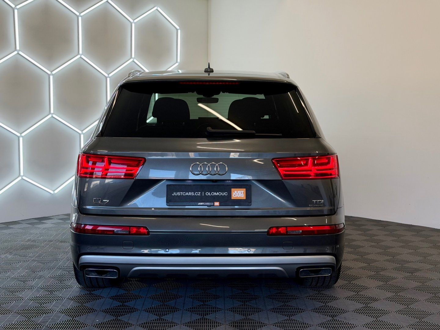 Audi Q7, 3.0 TDI 4x4/S-LINE/7.MÍST - fotka 5