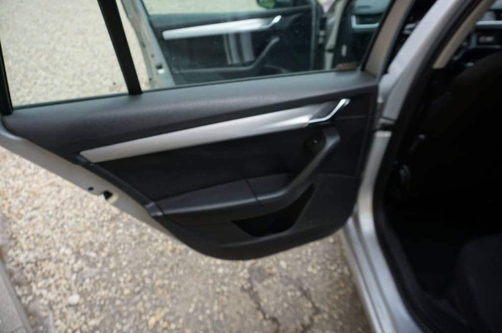Škoda Octavia, 1,6   nové v ČR - fotka 5