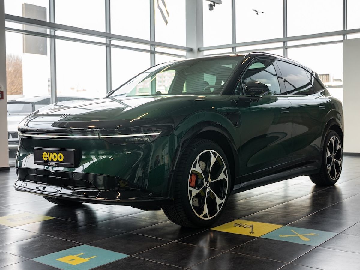 Zeekr 7X, Privilege AWD
