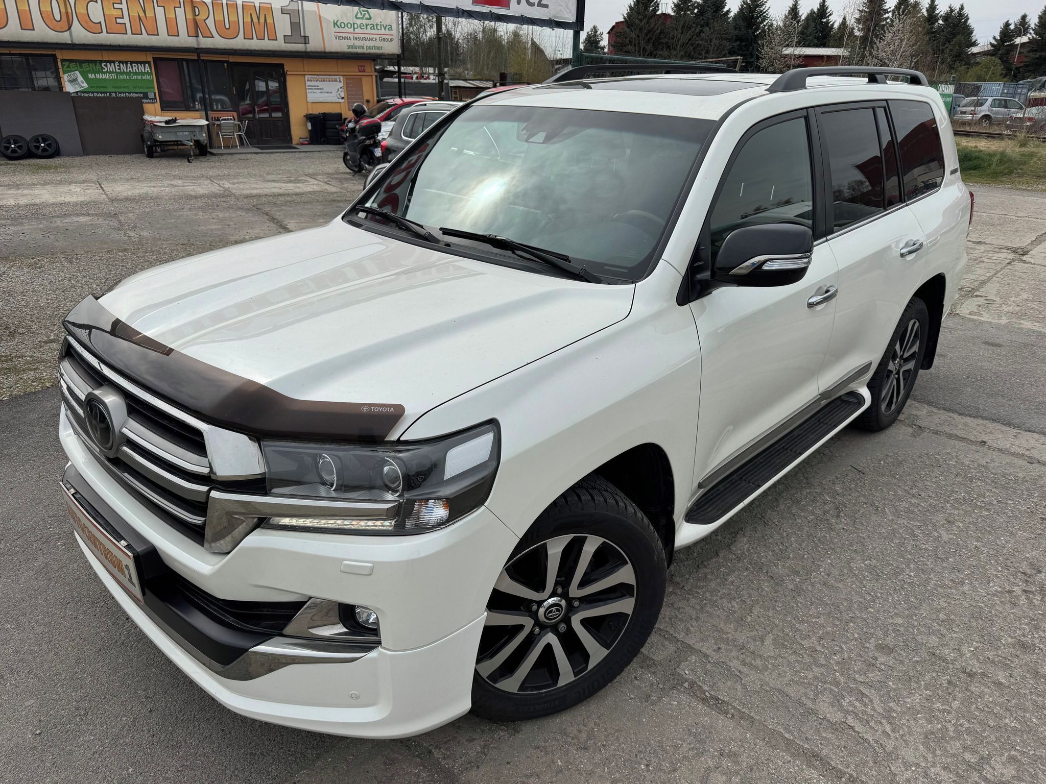 Toyota Land Cruiser, 200 V8 186kW - fotka 4