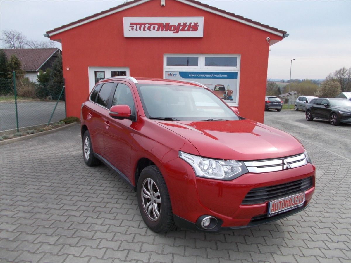 Mitsubishi Outlander, 2,0 16V 1.MAJITEL ČR 68500 KM
