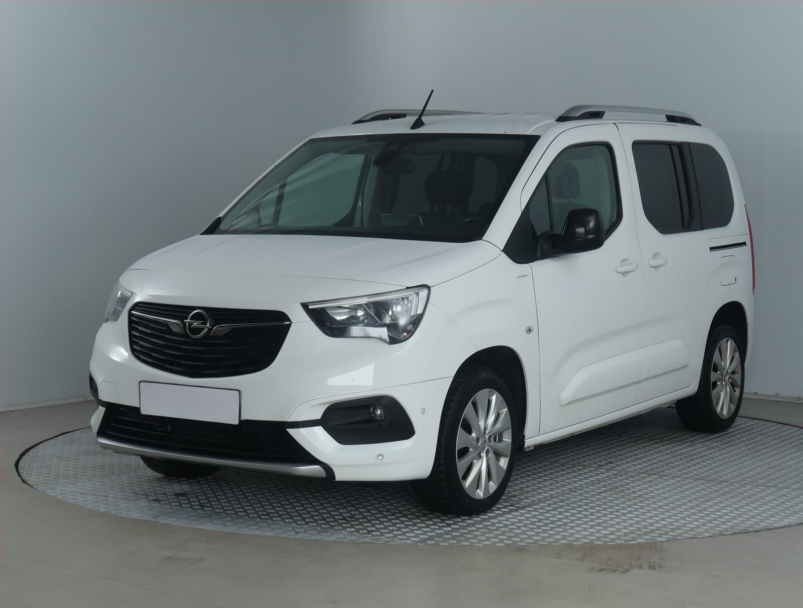 Opel Combo, 1.5 CDTI, Elegance, 5Míst - fotka 2