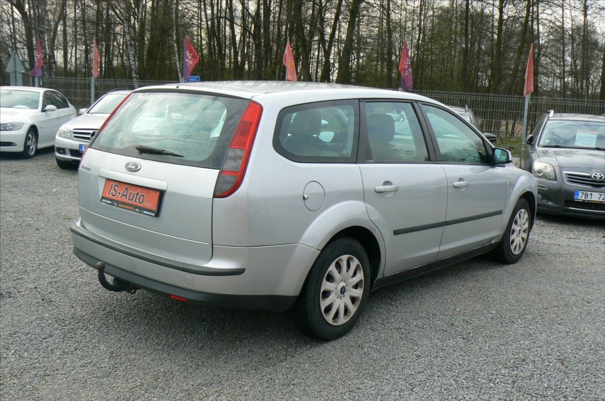 Ford Focus, 1,8 COMBI - fotka 4