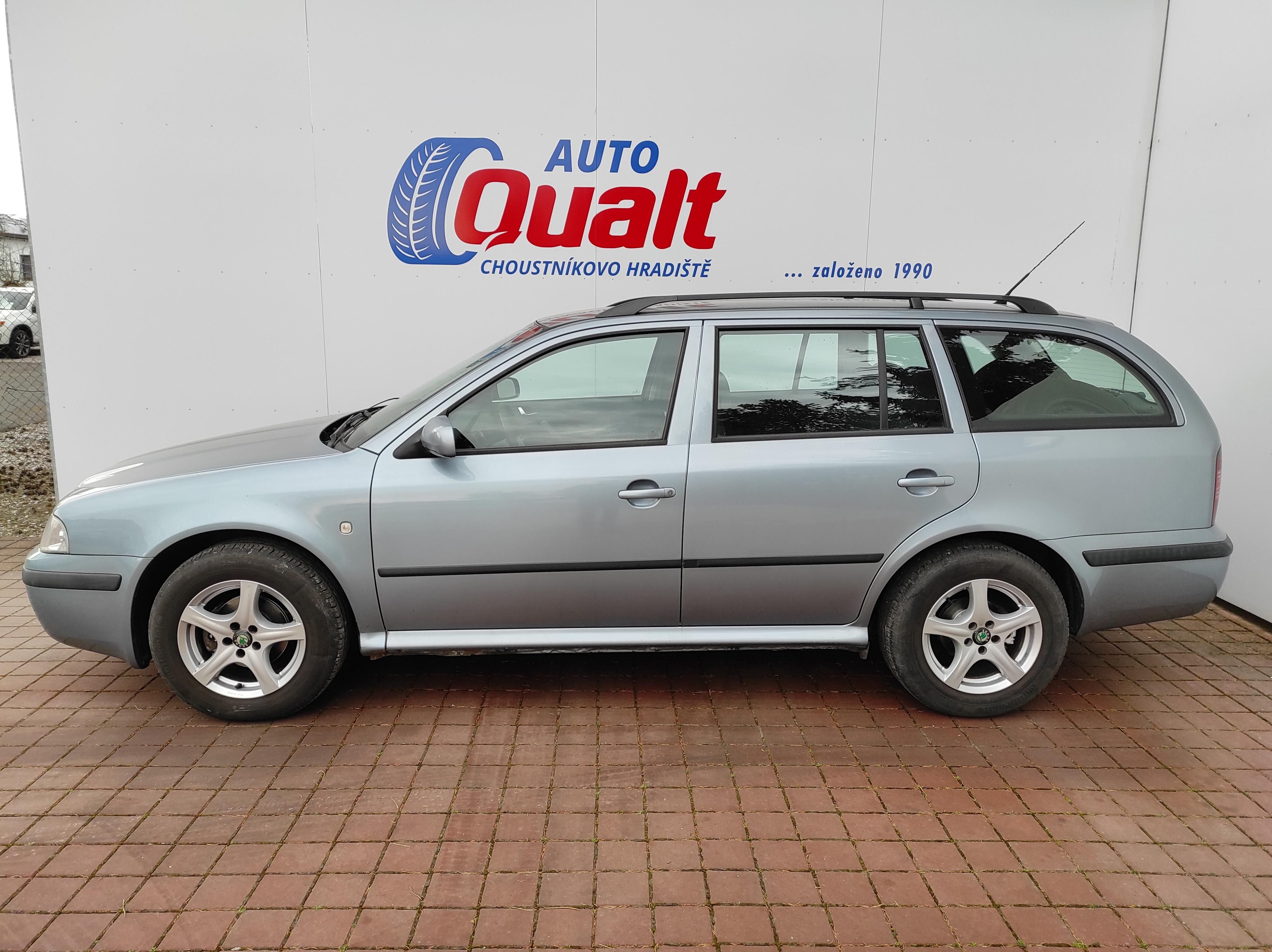Škoda Octavia, Kombi 1.6 MPi KLIMATIZACE - fotka 2