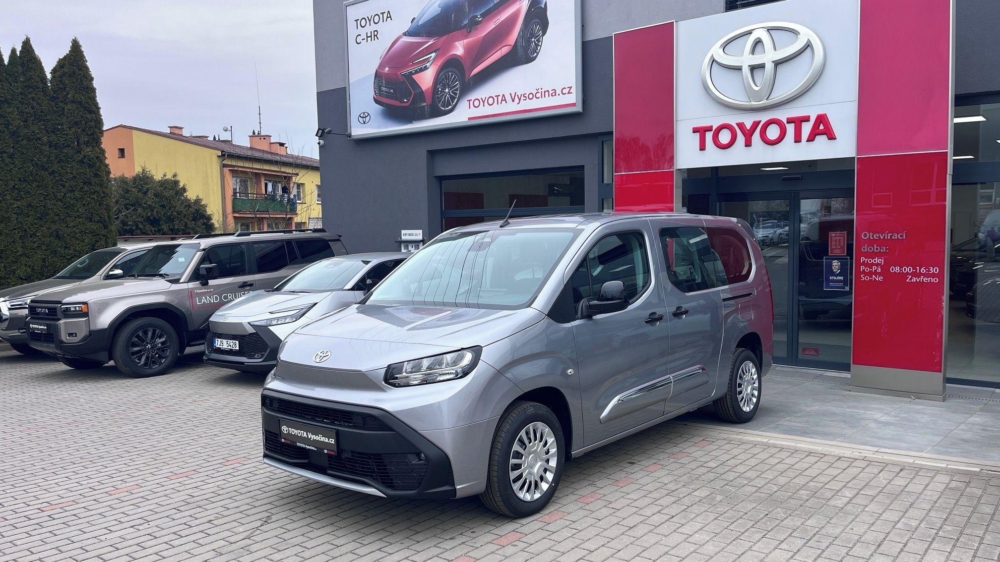 Toyota Proace City Verso, L2 1,2i 110PS Business 7 MÍST