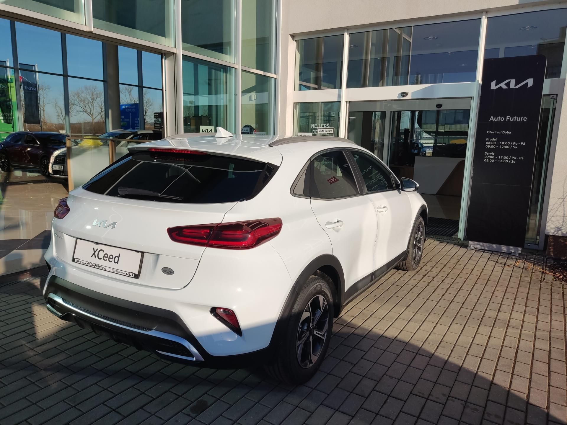 Kia XCee´d, 1,0 T-GDi EXCLUSIVE + WINT - fotka 2