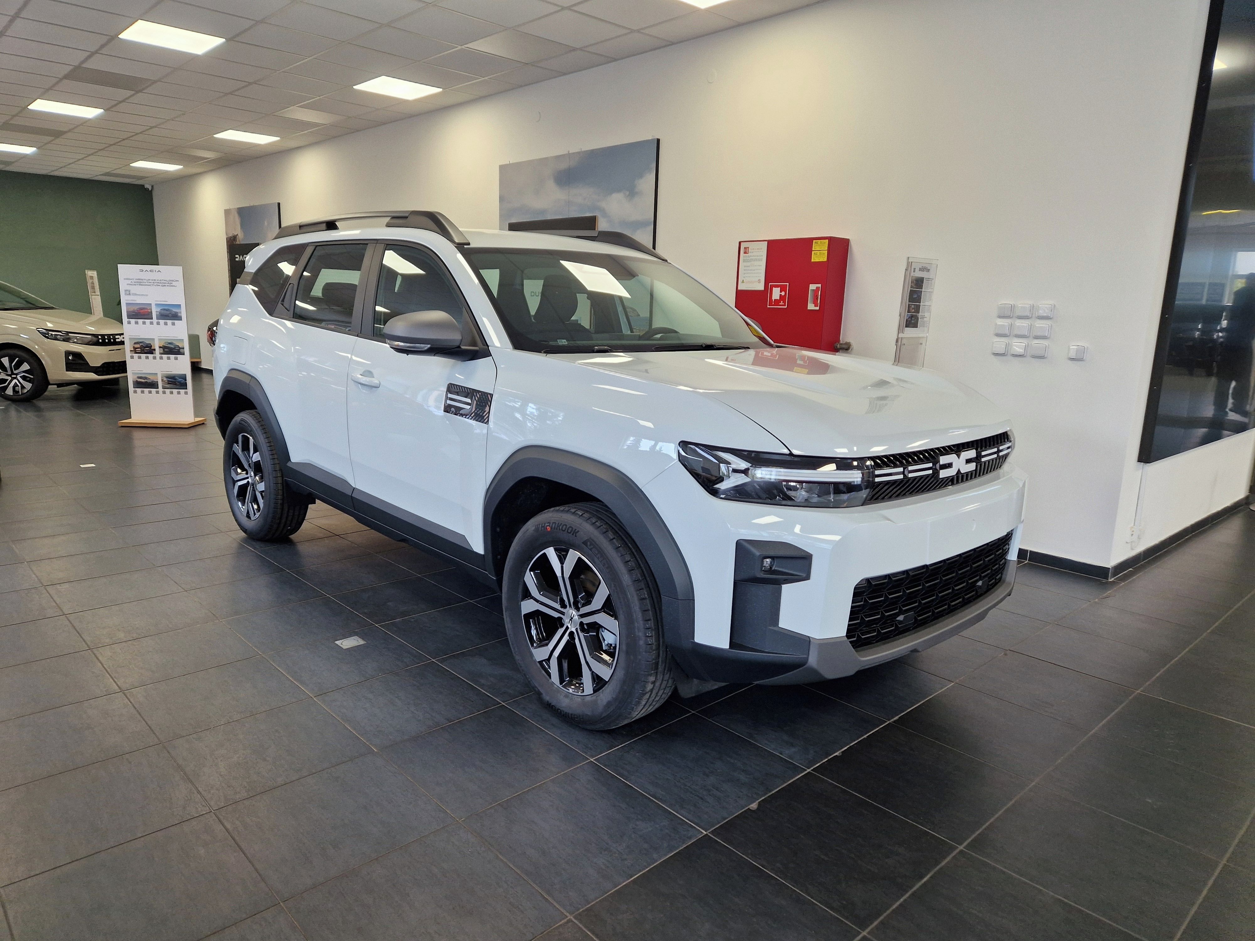 Dacia Bigster, Expression MILD HYBRID-G 140 - fotka 3