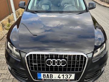 Audi Q5,  2,967 TDI, 180 kW
